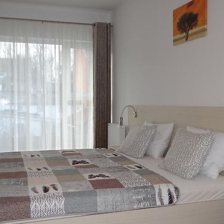Apartamenty - Wynajem Тчев Екстер'єр фото