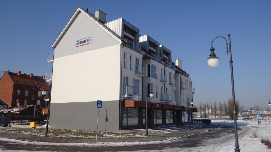 Apartamenty - Wynajem Тчев Екстер'єр фото