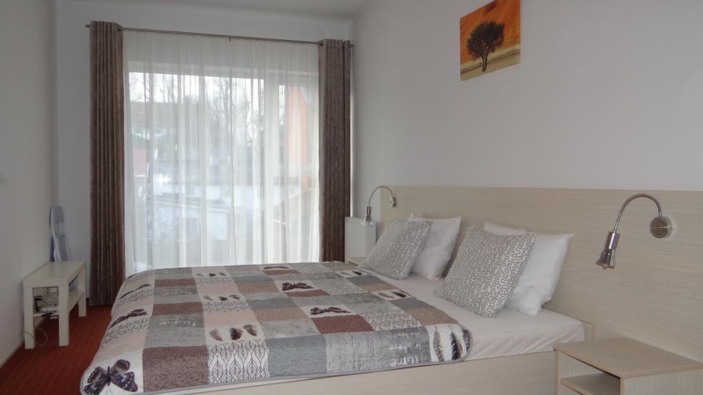 Apartamenty - Wynajem Тчев Екстер'єр фото