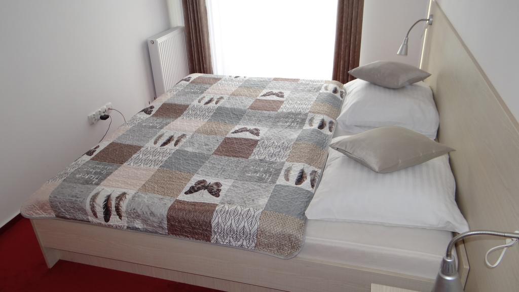 Apartamenty - Wynajem Тчев Екстер'єр фото